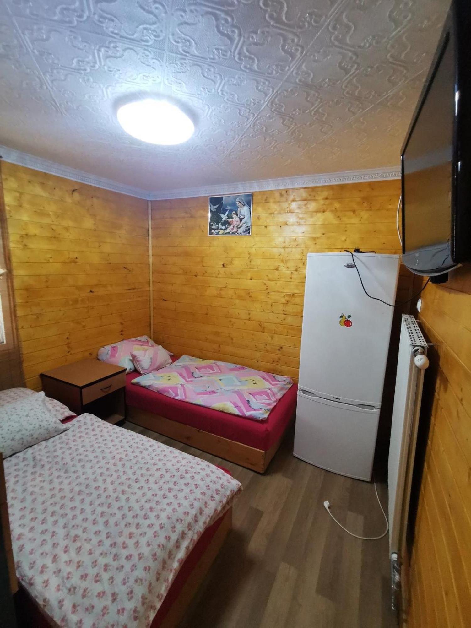 Edit Vendeghaz Тисауйварош Номер фото